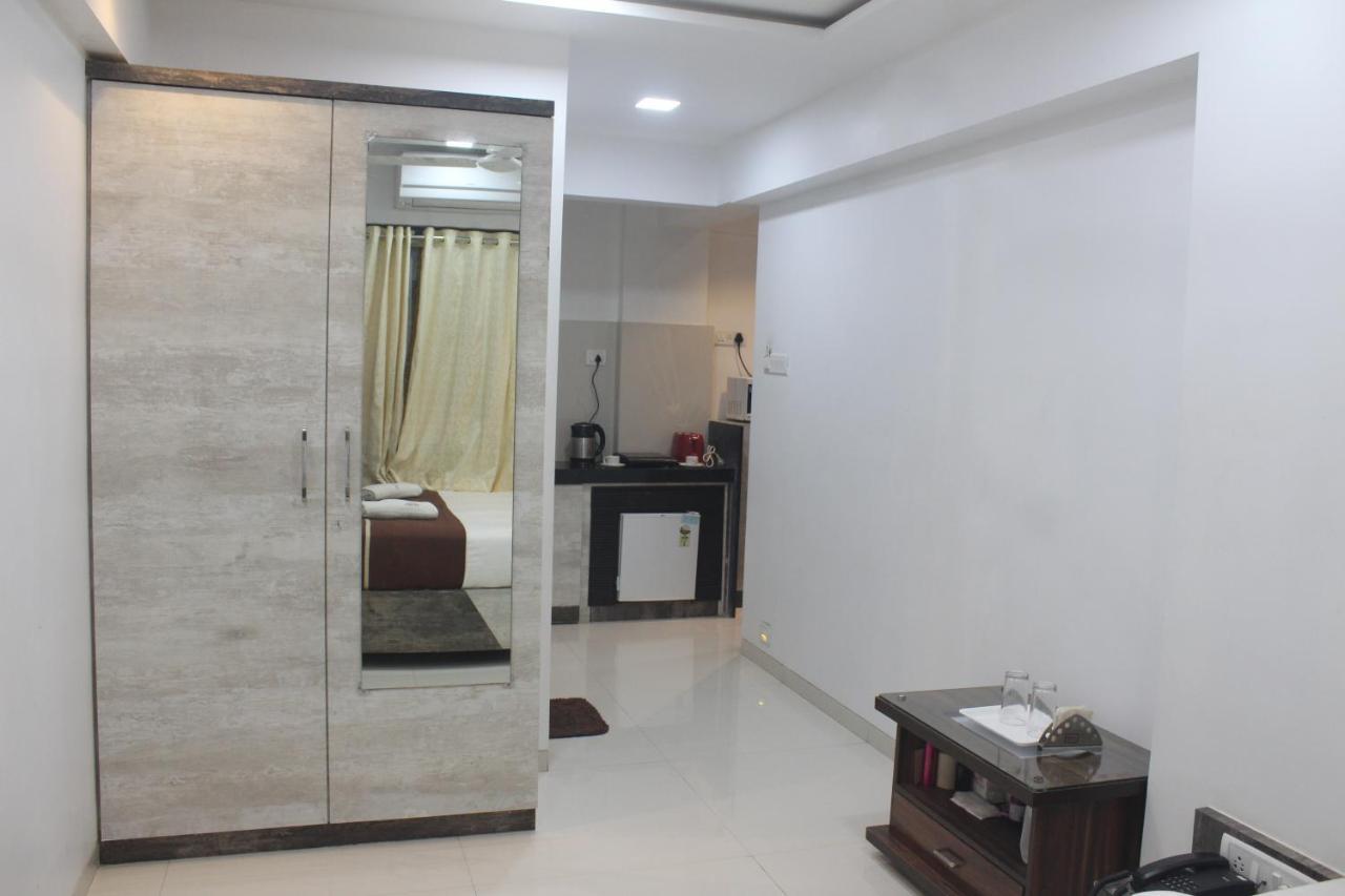 Hotel Park Inn Andheri West Bombay Exterior foto