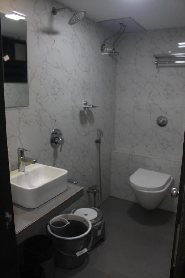 Hotel Park Inn Andheri West Bombay Exterior foto